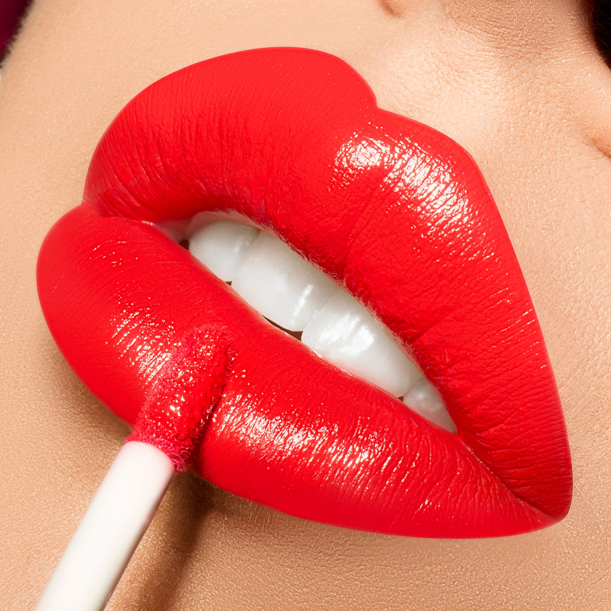 Write an SEO-friendly ALT text for a product image. Include: The main keyword (product name or type, e.g., vegan serum, hydrating cream, natural shampoo) 1–2 descriptive features (e.g., with aloe vera, for dry skin, cruelty-free, glowing effect) Optional brand name “Yournaturalskin” Keep it natural and under 125 characters (ideal for Google Images & accessibility).