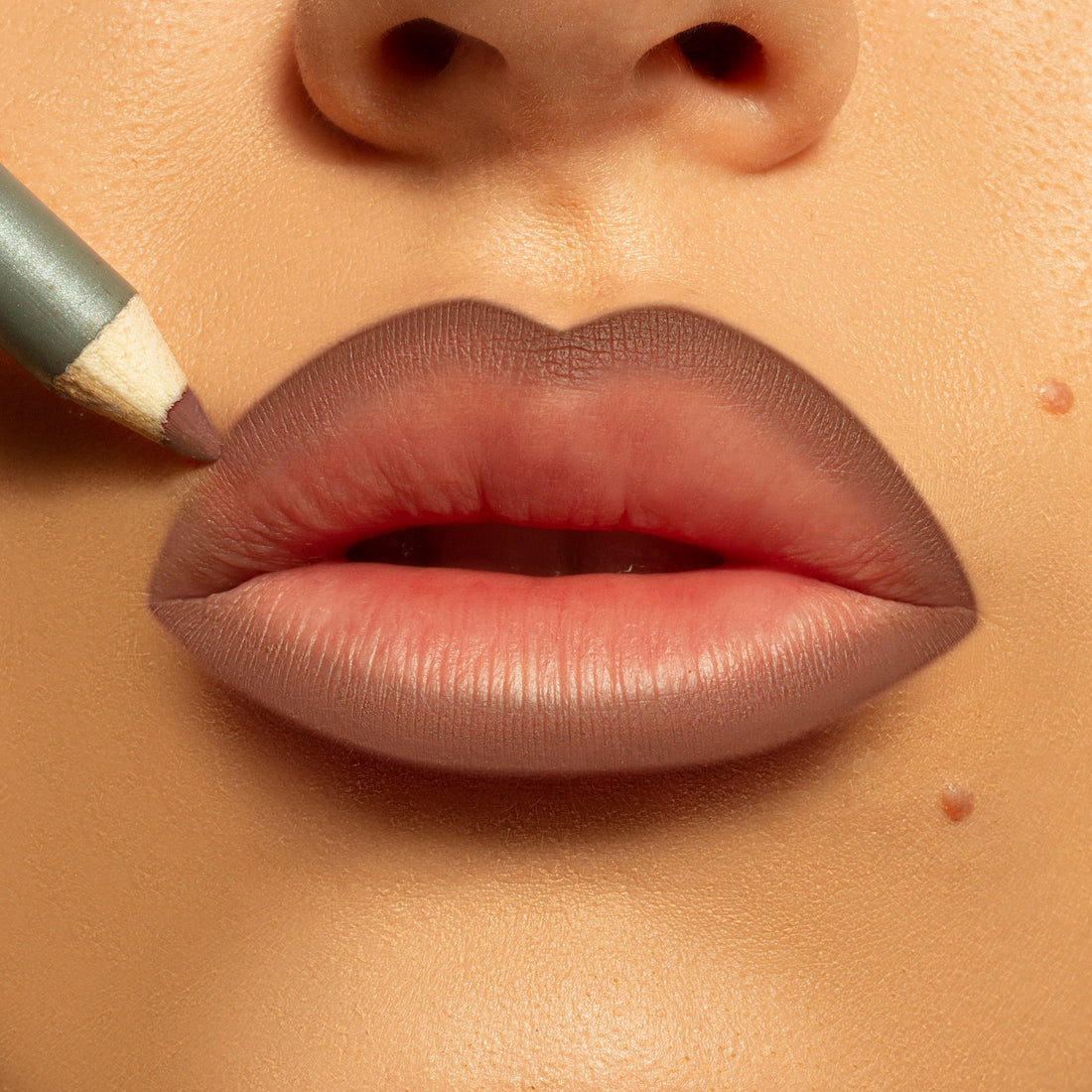 Write an SEO-friendly ALT text for a product image. Include: The main keyword (product name or type, e.g., vegan serum, hydrating cream, natural shampoo) 1–2 descriptive features (e.g., with aloe vera, for dry skin, cruelty-free, glowing effect) Optional brand name “Yournaturalskin” Keep it natural and under 125 characters (ideal for Google Images & accessibility).