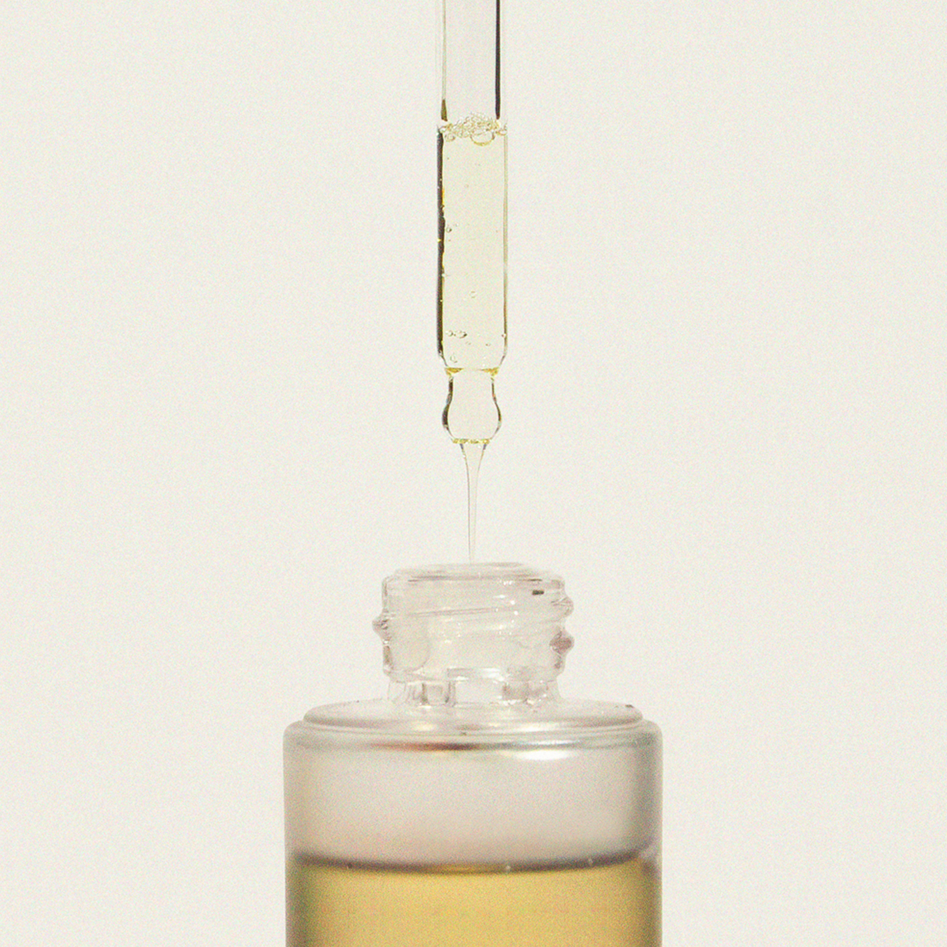 Write an SEO-friendly ALT text for a product image. Include: The main keyword (product name or type, e.g., vegan serum, hydrating cream, natural shampoo) 1–2 descriptive features (e.g., with aloe vera, for dry skin, cruelty-free, glowing effect) Optional brand name “Yournaturalskin” Keep it natural and under 125 characters (ideal for Google Images & accessibility).